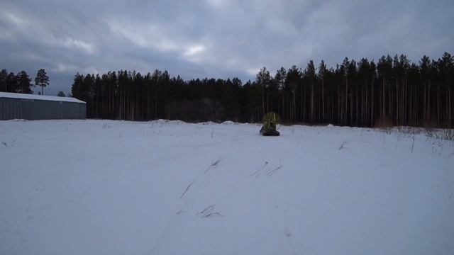 Аэролодка Берег. 6 человек по снегу, зимой. смотреть онлайн