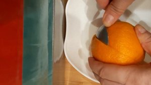Как быстро  и аккуратно  почистить апельсин