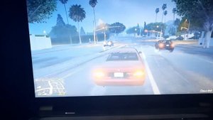 GTA V on Radeon HD 6480G (512Mb) & AMD A4-3305N
