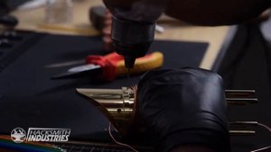 The Hacksmith Industries | Первый реалистичный выдвижной световой меч