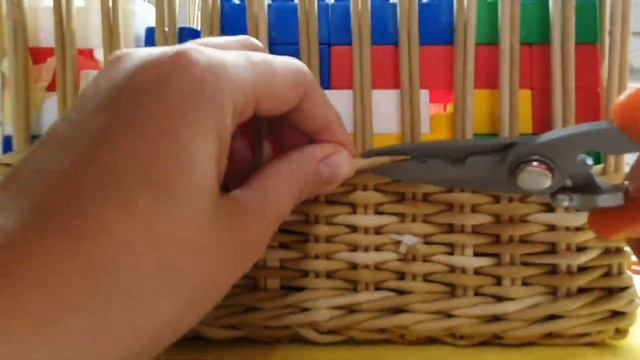 DIY  Корзина "домик" с плетёным квадратными дном