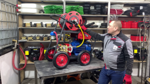 PROteus E3 150/50 - Установка высокого давления с электрическим двигателем на 15 кВт на мобильной ра