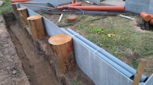 Прокладка коммуникаций на участке заказчика.