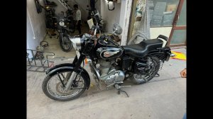 Индия 2024 поиск мотоцикла в Дели. Жутки пробки, суматошное движение. Часть 2.