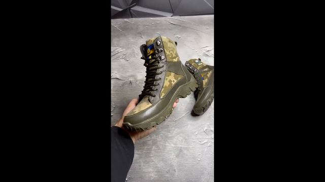 Жиночі зимові тактичні берці/Женские зимние тактические берцы смотреть онлайн