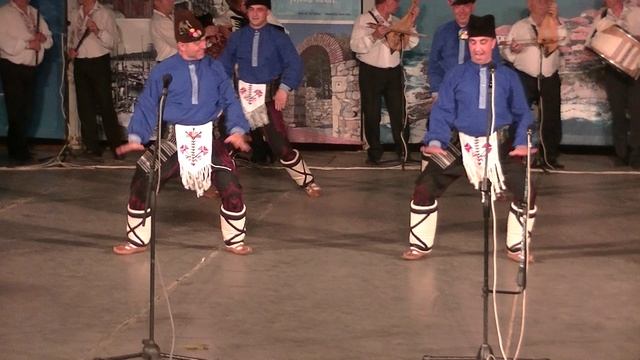 Болгарский народный танец. Bulgarian folk dance.
