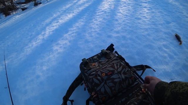 Ультралайт на Москве реке. Отличная рыбалка с друзьями. Бюджетный ультралайт.