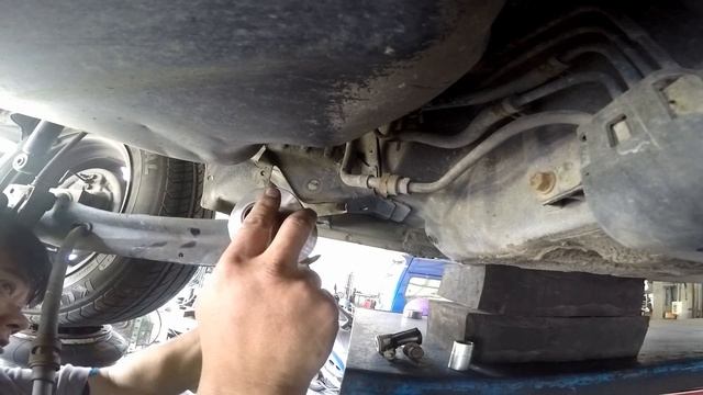 Rear Trailing Arm Bushing Replacement TOYOTA TERCEL 1.5L 1996~2002 5E-FE A242L смотреть онлайн