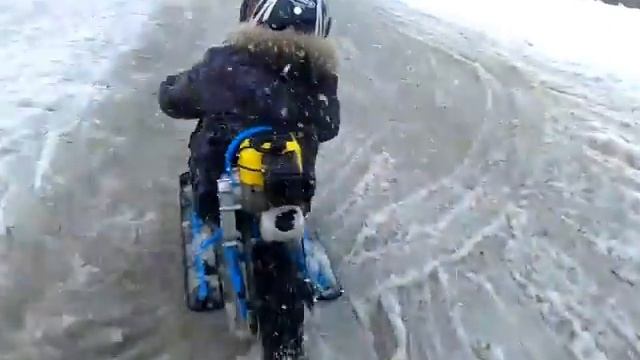 зимний драйв на мотоснегокате смотреть онлайн