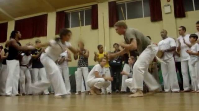 Mundo Capoeira Dublin Batizado 2008 - Beginners смотреть онлайн
