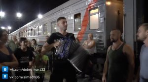 Алексей Симонов и Народный вокальный ансамбль "ДоброЯр"(Вот пуля просвистела)