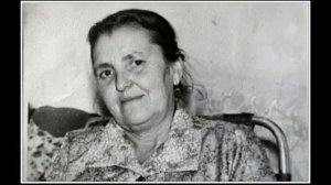 КРАПИВА ЖАЛИТ,СЕРДЦЕ БОЛИТ...поёт Maria Pusch