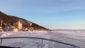 Замерзшее Озеро Байкал
