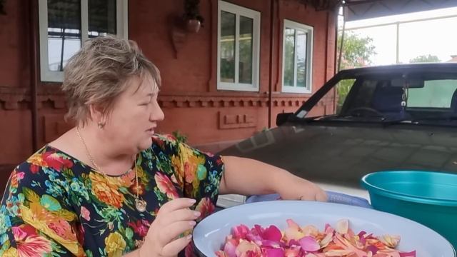 Изумительное варенье из лепестков роз ! смотреть онлайн