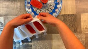 Муссовые клубничные пирожные в форме эскимо! Пирожные для праздничного стола и кенди бара!