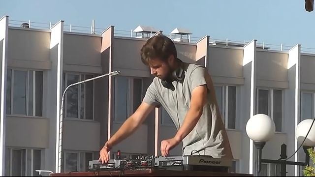 Впервые в Пинске прошел фестиваль красок смотреть онлайн