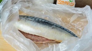 Скумбрия соленая в пакете