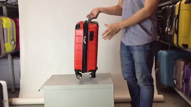 Чемодан на колёсах XS PC 00025 смотреть онлайн