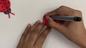 Делаем божиих коровок из бумаги своими руками! ОРИГАМИ, Поделки из бумаги \\ Origami Craft