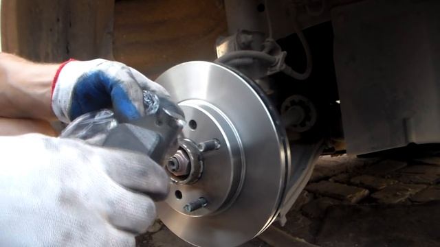 Замена тормозных колодок и дисков.Шевроле Лачетти. смотреть онлайн