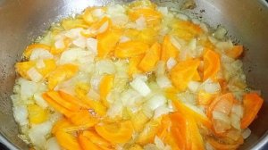 Суп с жидкими галушками и фрикадельками