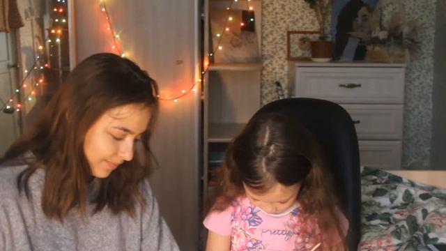 Моя младшая сестра делает мне макияж\Мейк Харли Квин от младшей сестры\Становлюсь красоткой смотреть онлайн