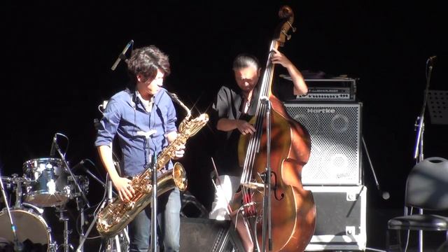 Festival de Jazz Bs.As.14. "TReS" (Japon). Pq. Centenario. 23-11-14. смотреть онлайн