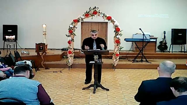 Онлайн Богослужение г. Щекино церковь "Свет Миру". Смотрите нас каждое воскресенье с 10:30 смотреть онлайн