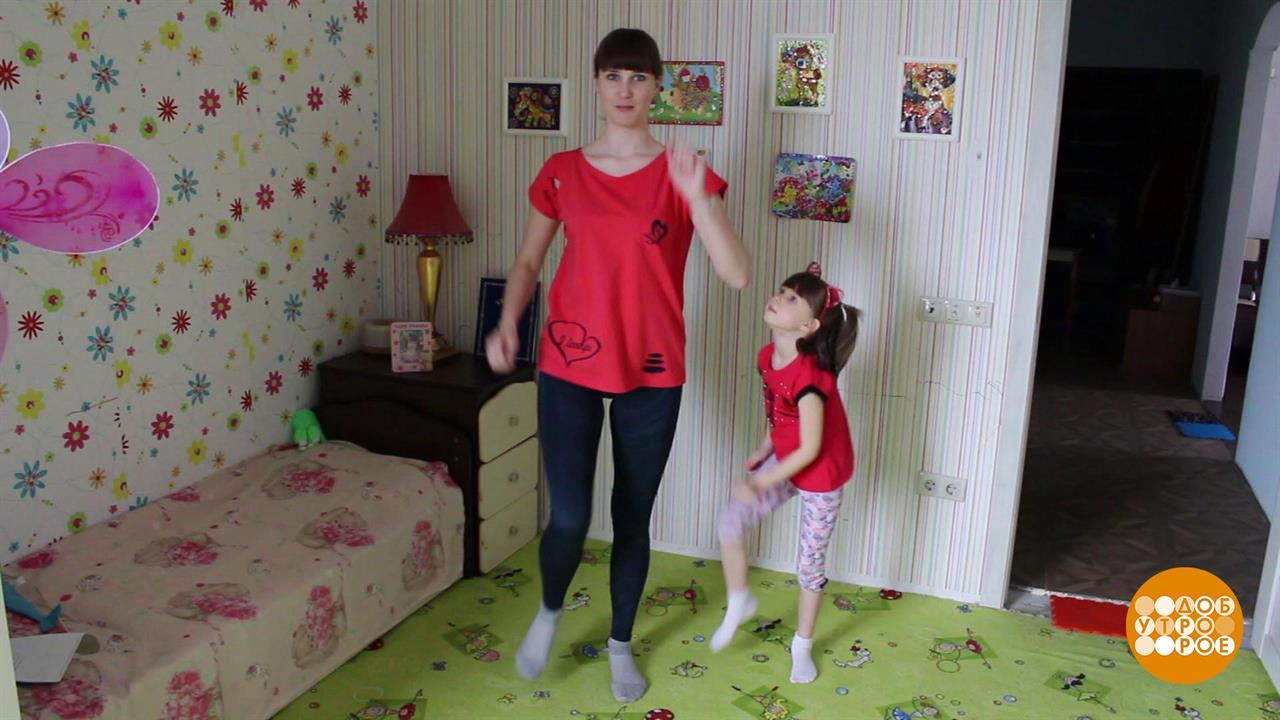 Зарядка для мозга - всей семьей. Доброе утро. Фрагмент выпуска от 10.04.2020