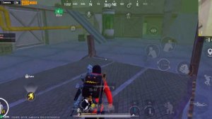 ТОП-10 ЛАЙФХАКОВ ПО METRO ROYALE В PUBG MOBILE!