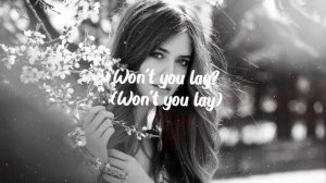 Glimmer of Blooms   I Cant Get You Out Of My Head (La-la-la-la-la) (Lyrics)