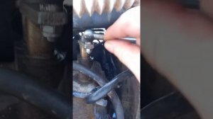 вылетает задняя скорость стелс 300