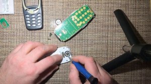 Нокиа 3310 хрипит динамик