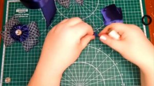 Канзаши. Резинки для волос из регилина.