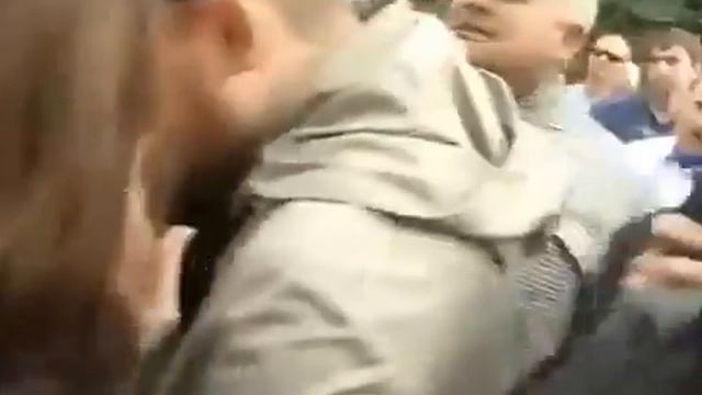 Журавского выбросили на помойку