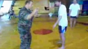 Нестандартные приёмы рукопашного боя. Борьба. Защита от ударов руками