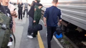 ДМБ 2021 .Девушка дождалась парня из армии!  Поставим ей лайк!