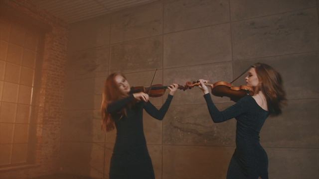 "Storm" (Vivaldi) - Ra Duet смотреть онлайн