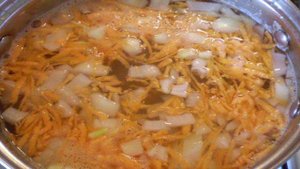 Суп из минтая с маслом и укропом