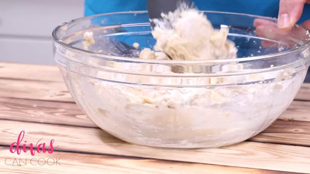 Hubby Makes CHOCOLATE CHIP COOKIES! My NEW Fav Recipe! смотреть онлайн