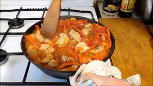 СВИНИНА ТУШЕНАЯ с помидорами и сладким перцем. ВКУСНОТЕНЬ!
