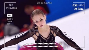 Александра Трусова показала откровенный танец с занятий по стрип-пластике