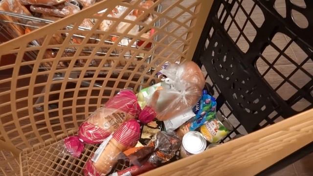 VLOG Огромный закуп продуктов в три часа ночи смотреть онлайн