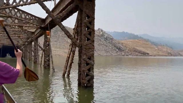 Paddling An Exposed Train Tunnel Flooded in 1948 смотреть онлайн