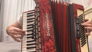 Каро Айрапетян - Танец скрипки на аккордеоне(Праздничный танец)