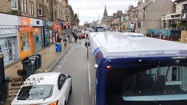 Airlink Bus 100 towards Edinburgh airport смотреть онлайн