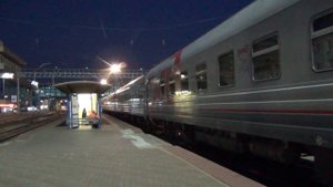Электровоз ЭП1М-684 с поездом №88 Нижний Новгород — Адлер