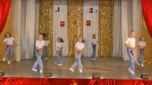 Объединение "Сюрприз" - танец  "Всё зависит от нас самих"