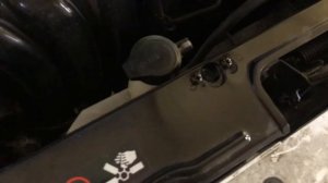 Замок капота на Hyundai Creta