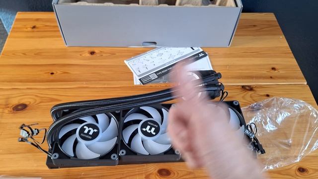 Thermaltake TH360 V2 Ultra. смотреть онлайн